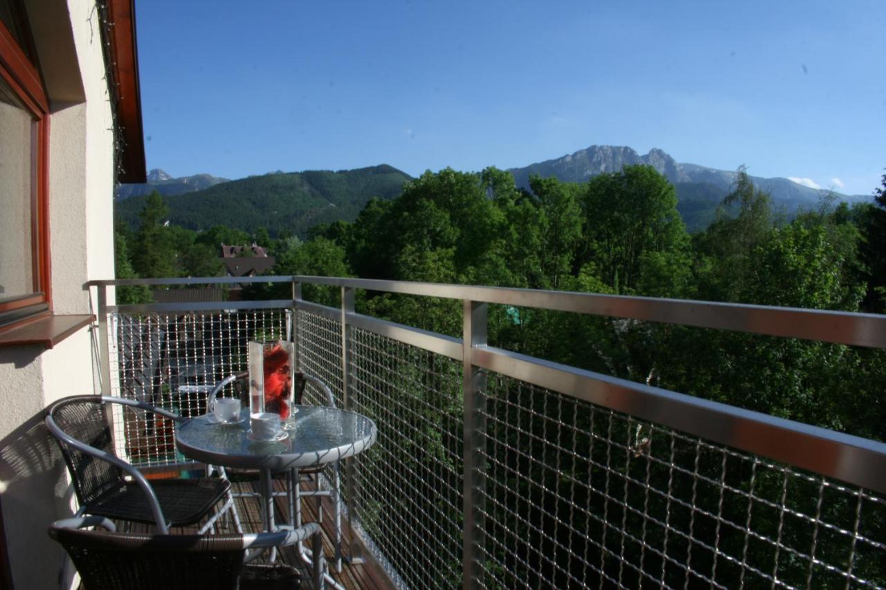 Top Apartment *
