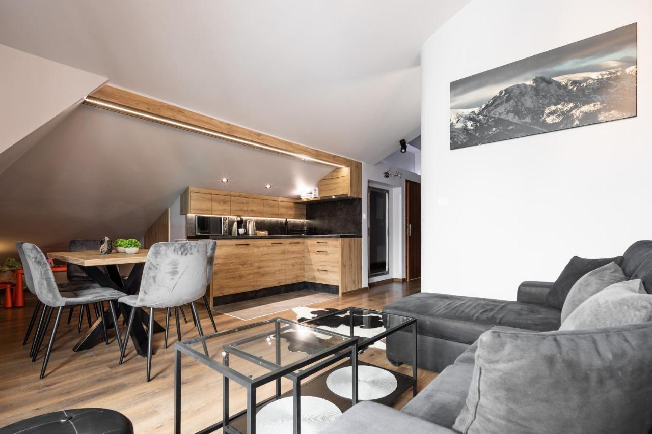 Top Apartment *